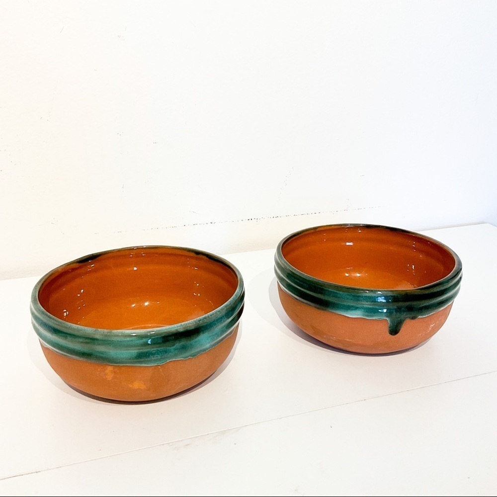 Set Of 2 Terra Cotta Bowls With Gorgeous Emerald Glazed Edges